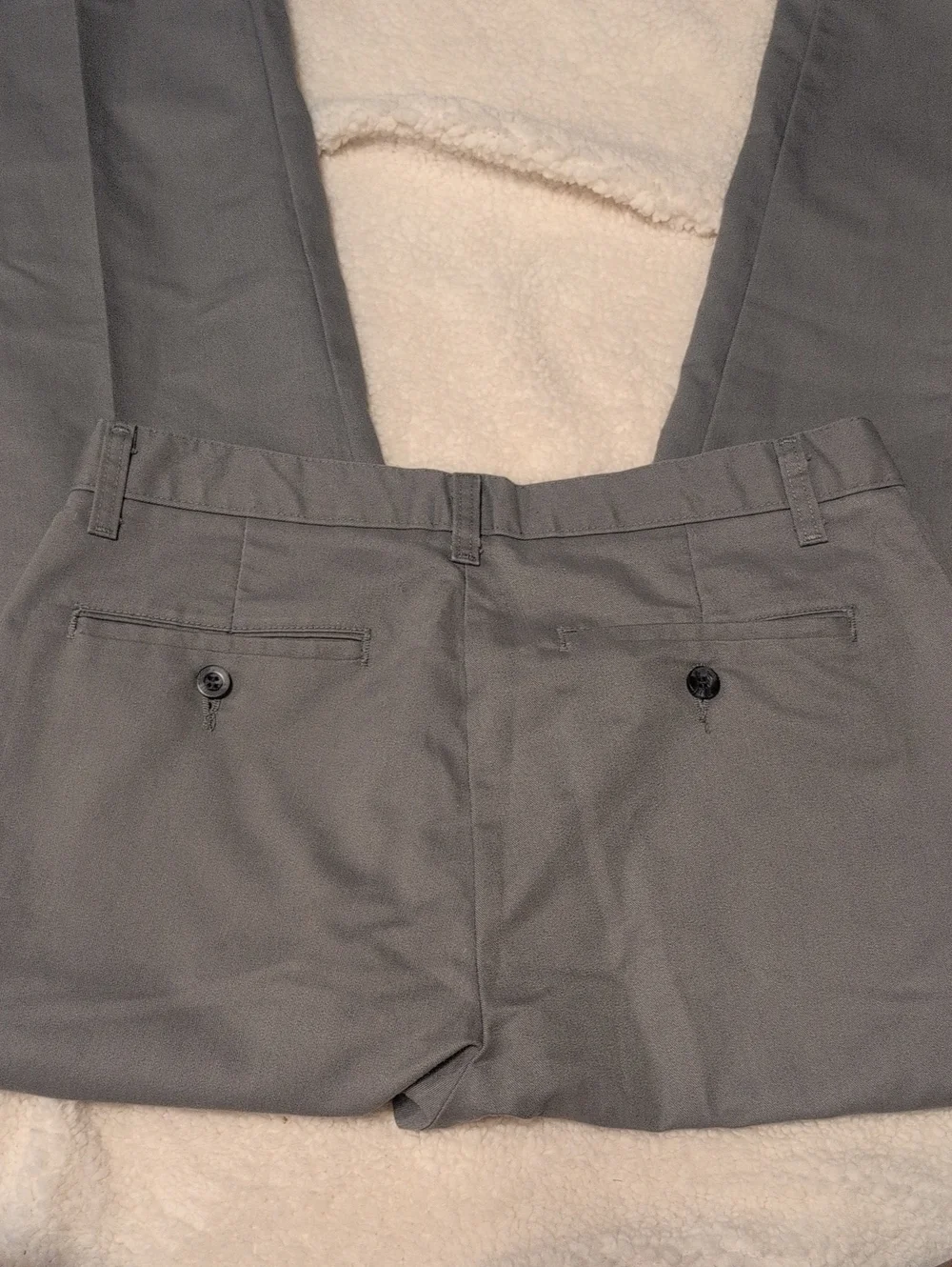Lee Total Freedom Men's 30x32 Charcoal Gray Dress Pants - Relaxed Fit